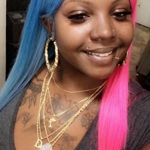 Meet your Posher, Nesha